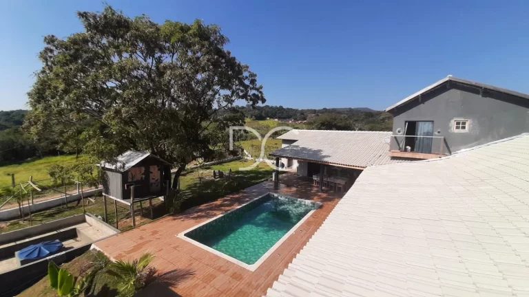 Imagem Venda Chácara | AT 1080 m² | AC 240 m² | 4Dorm | 4 Suítes | 4 Banheiros | 10 Vagas
