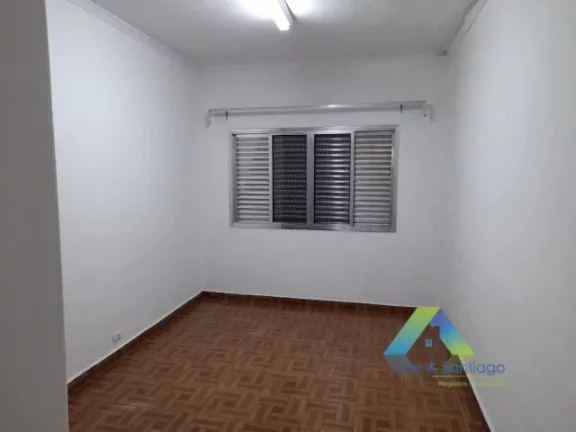 Imagem Excelente casa com 160 metros, 3 dormitórios, 2 vagas quintal com ótima localização e valor !