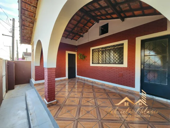 Imagem Casa estilo chácara perto do centro de Mogi Mirim