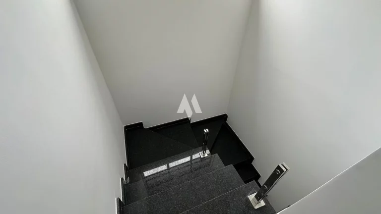 Imagem Sobrado à venda com 3 suítes e Piscina privativa no bairro Vila Belmiro em Santos/SP
