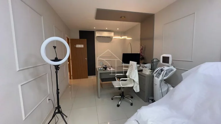 Imagem Sala comercial a venda no Centro Empresarial da Serra em Laranjeiras – 60m²