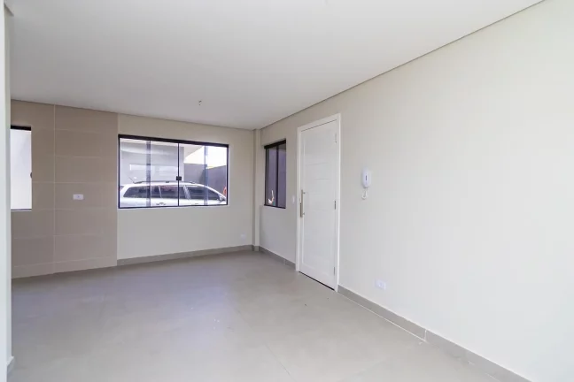 Imagem Sobrado novo em condomínio com Ático no Uberaba com suíte