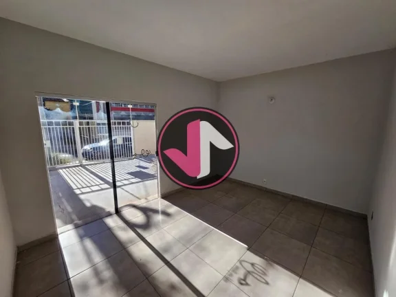 Imagem Se você procura um imóvel comercial espaçoso e bem localizado em Cuiabá, esta Casa Comercial no ...