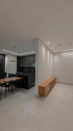 Imagem LINDA RESIDÊNCIA DE ALTO PADRÃO COM UM PROJETO DIFERENCIADO DISPONIVEL Á VENDA NO CENTRO DE FRANCA/SP