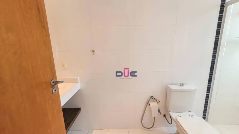Imagem Apartamento com 3 dormitórios, 144 m² - venda por R$ 2.330.000 ou aluguel por R$ 13.000/mês - Ponta da Praia - Santos/SP