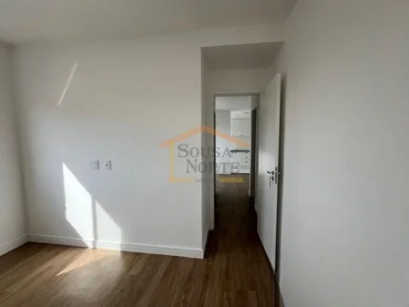 Imagem Apartamento de 42m² com 2 dormitórios, sala com piso vinílico, cozinha com móveis planejados, ba...