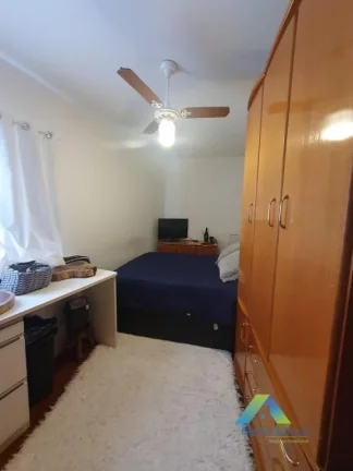 Imagem Sobrado com 4 Quartos e 5 banheiros à Venda, 180 m² por R$ 899.900