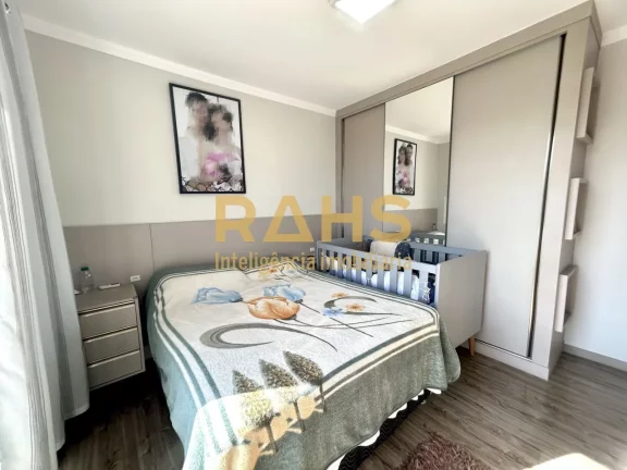 Imagem Ótimo apartamento semi mobiliado localizado no bairro Saguaçu, no inicio da Carlos Benack, próxim...