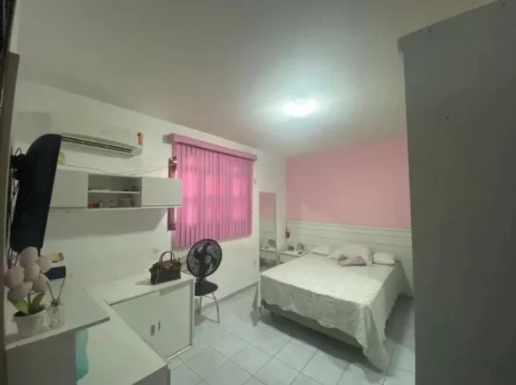 Imagem Ampla e aconchegante! Casa de 340 m² na melhor localização dos Bancários