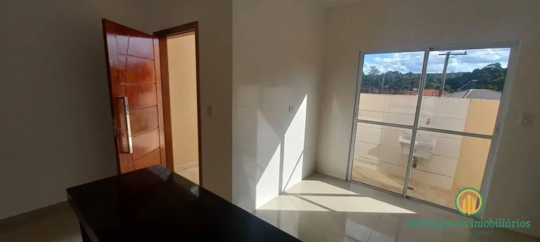 Imagem Casa nova com 2 suítes, corredor lat.com linda vista, acabamento de 1a.