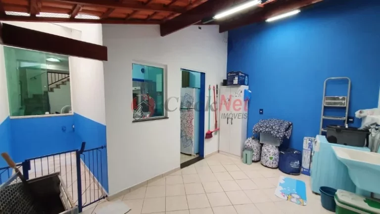 Imagem Lindo sobrado todo reformado em condomínio fechado em excelente local, Centro, São Bernardo do Campo com 3 dormitórios, sendo 1 suíte, 2 vagas, 110 m².