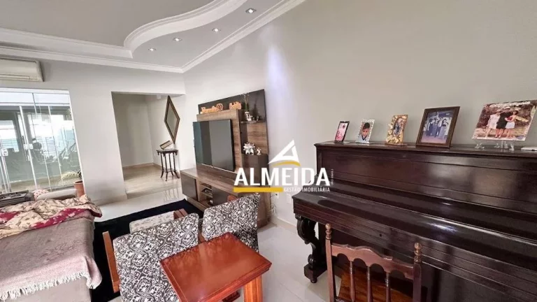 Imagem Casa com 2 dormitórios, 250 m² - venda por R$ 800.000,00 ou aluguel por R$ 3.000,00 - Parque Flórida - Rio Claro/SP