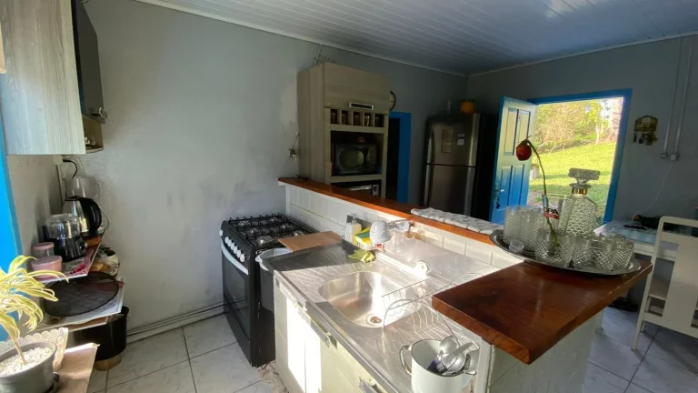 Imagem Sítio em Imaruí-SC: 71.313m² com Casa, Nascentes e Potencial Turístico! Financiável!
