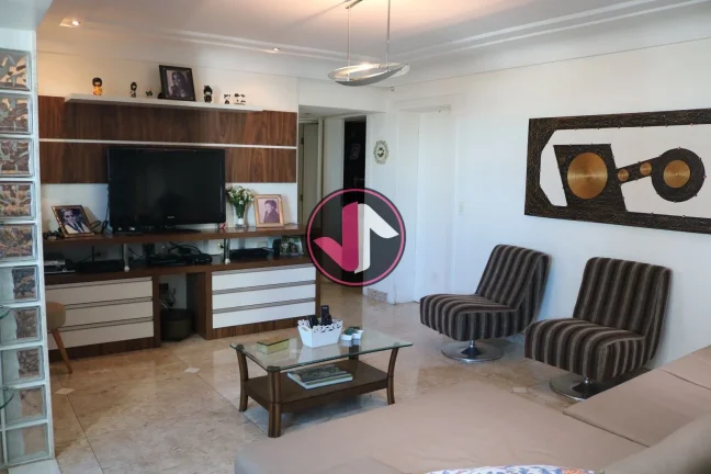 Imagem Descubra o conforto e a sofisticação neste incrível apartamento de 4 dormitórios à venda no Edi...