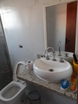 Imagem Sobrado para Venda por R$424.000,00 com 4 dormitórios, 1 suite e 2 vagas - Conjunto habitacional castro alves, São paulo / SP - Cód. BDI36877