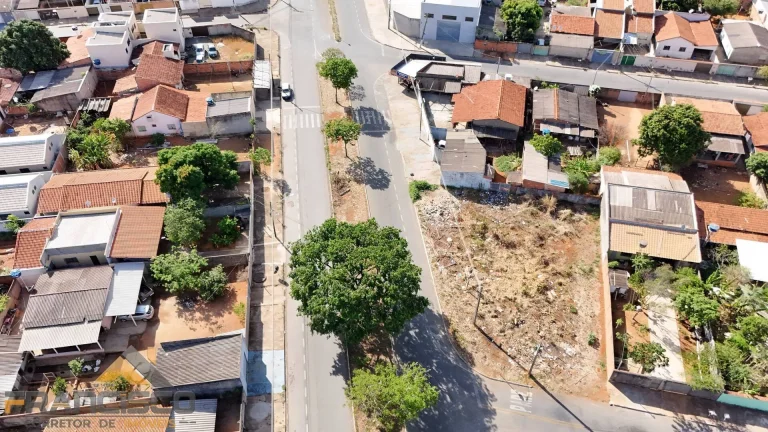 Imagem TERRENO COMERCIAL DE ESQUINA NO ITAIPU - GOIÂNIA