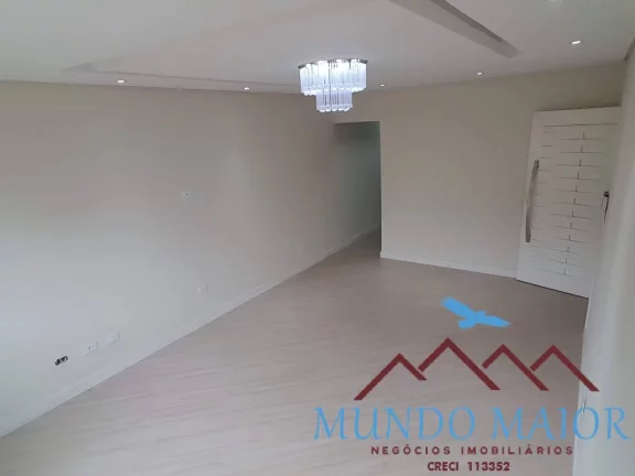 Imagem Sobrado Encantador c/ 3 dorms, 1 suíte, 6 vagas e Sacada - Jardim Las Vegas