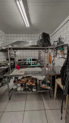 Imagem VENDE-SE IMÓVEL COMERCIAL NA AVENIDA CHAFIC FACURY COM PONTO DE COMÉRCIO INCLUIDO