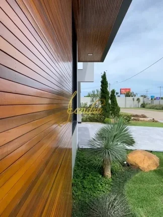 Imagem Sobrado finamente mobiliado e decorado condomínio Sense
