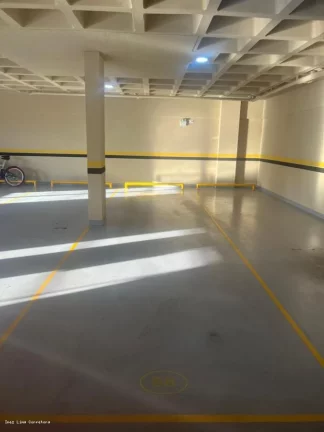 Imagem Alto Padrão para Venda em Itapema, meia praia, 3 dormitórios, 1 suíte, 2 banheiros, 2 vagas