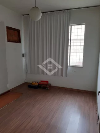 Imagem Casa 3 quartos em terreno de 302 m² no centro de Campo Grande