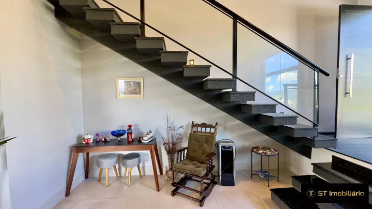 Imagem Casa à Venda em Condomínio Fechado Região de Atibaia/SP - por R$1.100.000!