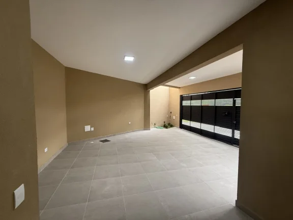 Imagem Casa de Esquina com Vista pra Mata - Portal dos Ipês