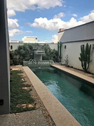 Imagem Sobrado de alto padrão à venda no Condomínio La Dolce Vita, em Paulínia. No piso superior, são ...