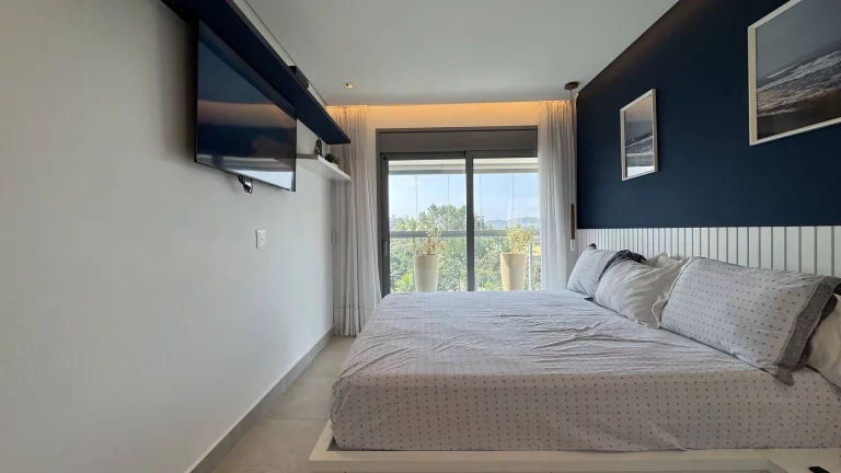 Imagem Apartamento com 2 dormitórios à venda, 100 m por R$ 3.800.000,00 -