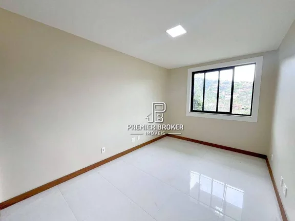 Imagem Casa com 4 dormitórios à venda, 200 m² por R$ 1.500.000,00 - Albuquerque - Teresópolis/RJ
