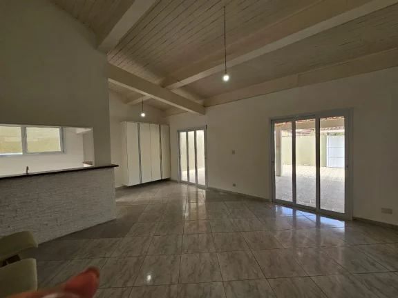 Imagem Casa para Venda em Ubatuba / SP no bairro Centro