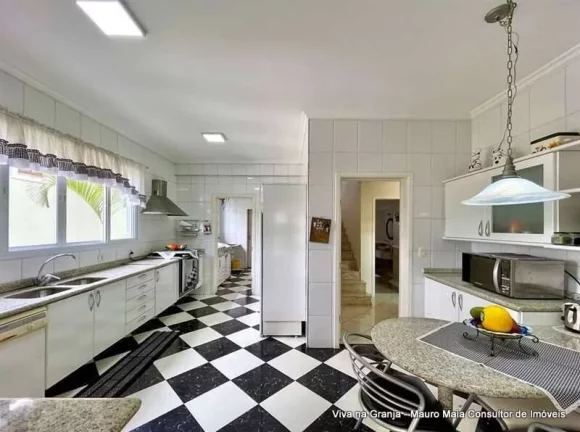 Imagem Cond São Paulo II - Casa linda, 4 suítes, piscina, gourmet, cond completo
