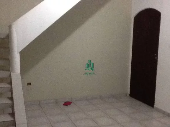 Imagem Sobrado com 3 dormitórios à venda, 220 m² por R$ 330.000,00 - Jardim Silvestre - Guarulhos/SP