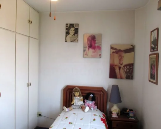Imagem Apartamento excelente, com terraço, lavabo, 4 dormitórios sendo 1 suíte, piso em tacos e tudo bem...