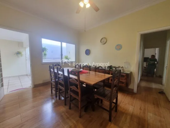 Imagem Casa térrea à venda no Jardim Guanabara, muito bem localizada!

Sala ampla e arejada para 3 ambien...
