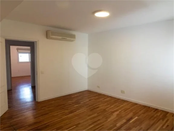 Imagem Apartamento à venda com 4 quartos, sendo 4 suítes, no condomínio Mont Blanc, São Paulo - SP