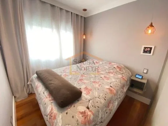 Imagem Apartamento com 82 m² de área útil, 3 dormitórios sendo 1 suíte, piso de madeira nos dormitóri...