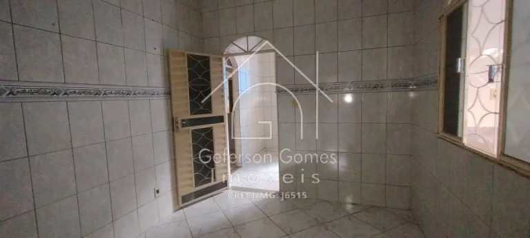 Imagem Casa à Venda - Com 05 Quartos - Santo Antônio - Mantena - MG