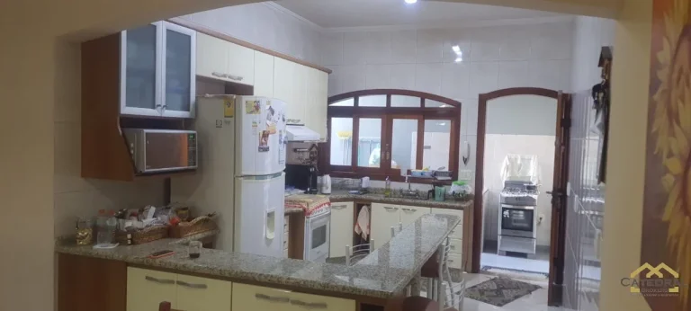 Imagem Casa com 3 quartos (1 Suíte) 2 vagas cobertas no Jardim Esplanada - Jundiaí/SP
