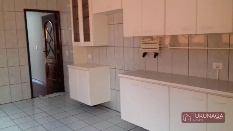 Imagem Sobrado com 3 quartos à venda, 220 m² por R$ 880.000 - Parque Renato Maia - Guarulhos/SP