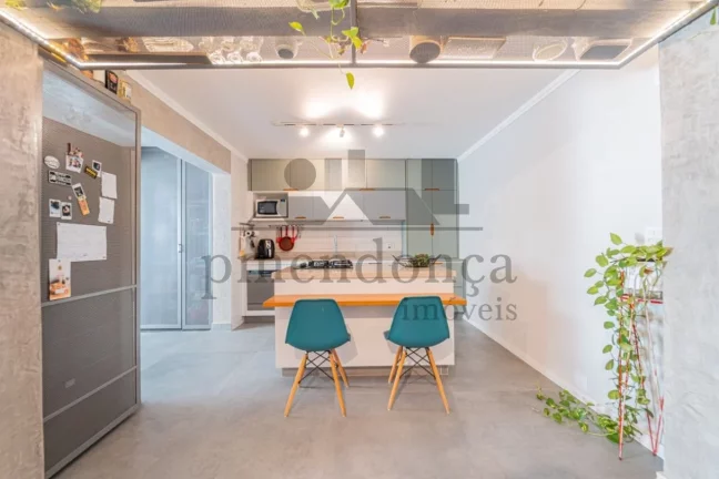 Imagem Pompéia apartamento reformado com 2 dormitórios e 1 vaga, 84m²
