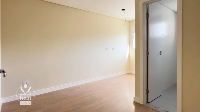 Imagem Sobrado com 222,92 m², 3 Suítes em Condominio Fechado com Piscina à venda por R$ 999.000,00 - Campo Comprido - Curitiba/PR