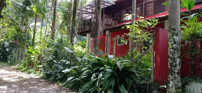 Imagem POUSADA A VENDA, COM 14 SUÍTES, 2 COZINHAS, SALÃO AMPLO PARA ALMOÇO OU CAFÉ DA MANHÃ , COM ESTACIONAMENTO GRANDE E PISCINA.