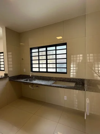 Imagem Casa De 2/4 C Suite No Forteville Em Goiania