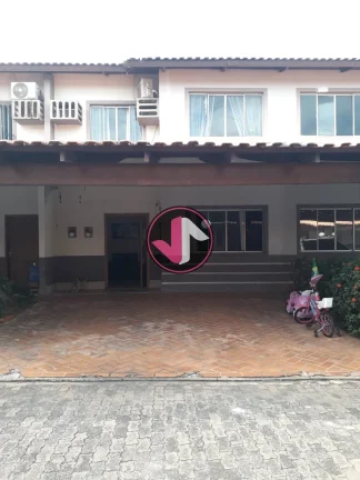 Imagem Casa Sobrado Condomínio Residencial dos Ipês Bairro Village Flamboyant Cuiabá MT Piso superior: 3...