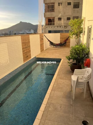 Imagem Apartamento Garden á venda com 3 dormitórios, 2 vagas de garagem e área externa com piscina localizado no centro de Balneário Camboriú