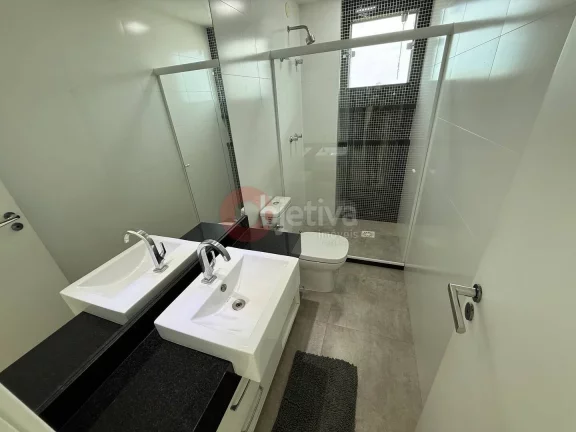 Imagem Cobertura duplex, 4 suítes, próximo a Praia do Forte, Centro - Cabo Frio