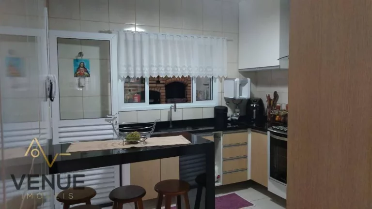 Imagem Sobrado à venda, 180 m² por R$ 779.000,00 - Vila Suissa - Mogi das Cruzes/SP
