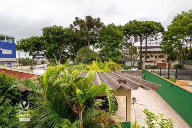 Imagem Sobrado com 398 m², 4 quartos (2 suítes) à venda por R$ 1.300.000 - Bacacheri - Curitiba/PR