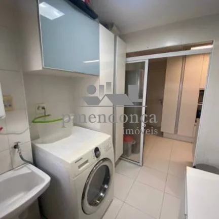 Imagem Apartamento à venda na Barra Funda com 3 quartos sendo 1 suite e 2 vagas, 96m2